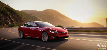 Tesla rappelle 123 000 Model S